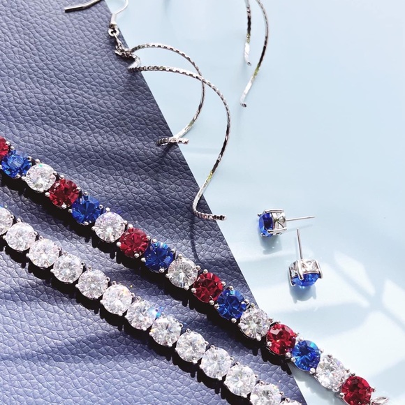 Freedom Impression Bracelet - Picture 2 of 3